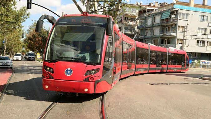 Şanlıurfa’da Ulaşım Devrimi! Divanyolu’na Araç Girişi Yasak, Tramvaylar Geliyor