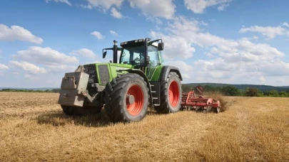 Çiftçiye Dev Destek! 10,2 Milyar TL Hibe ile 7 Bin 160 Tarım Projesine Güç Verilecek