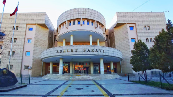Şanlıurfa Barosu’ndan Meşru Müdafaa İddiasıyla Yargılanan Kadına Destek