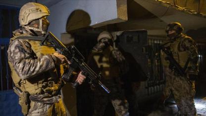 Toprağa Gömülü Deliller Ortaya Çıktı! Şanlıurfa’da Telefon Dolandırıcılarına Jandarma Darbesi