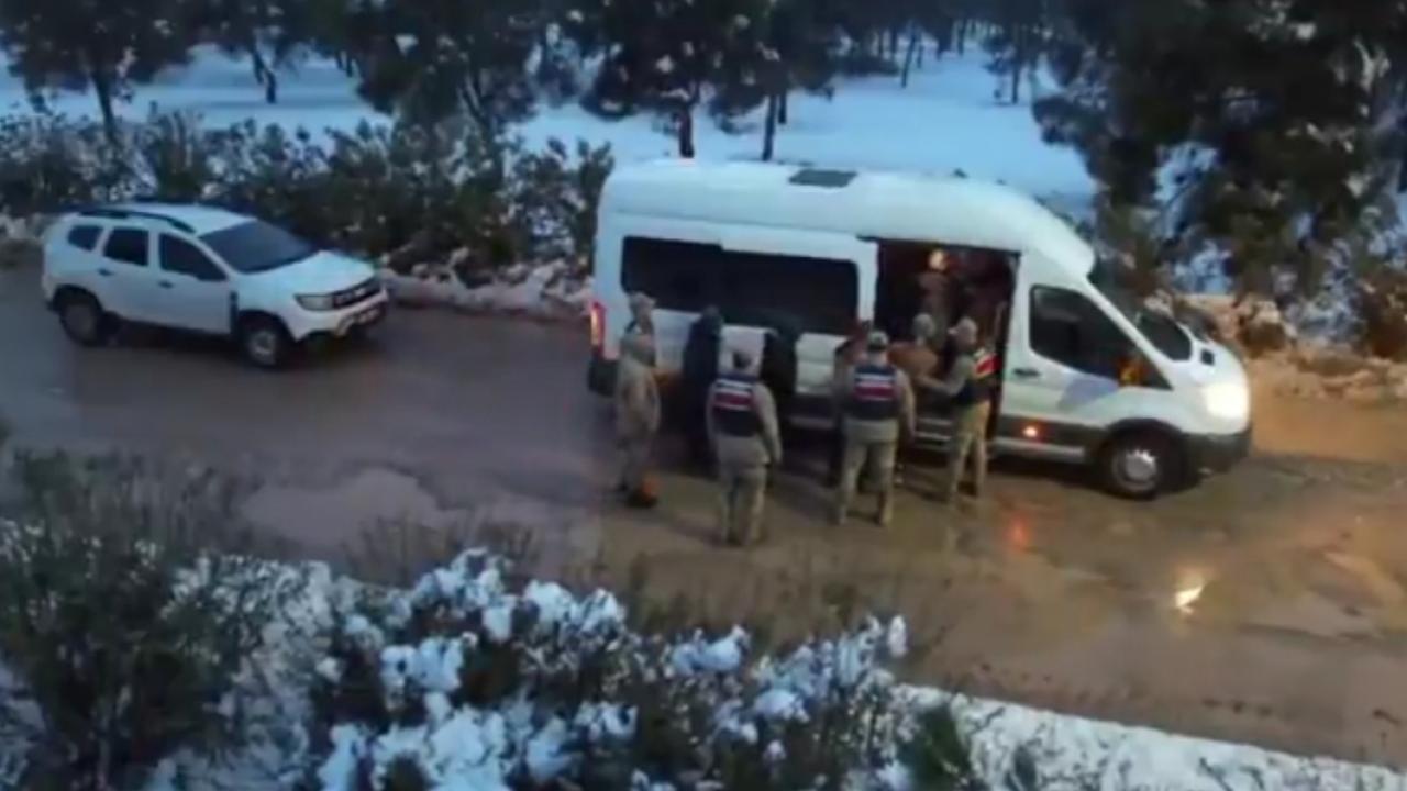 Şanlıurfa Dahil 26 İlde Göçmen Kaçakçılarına Büyük Operasyon: 59 Tutuklama